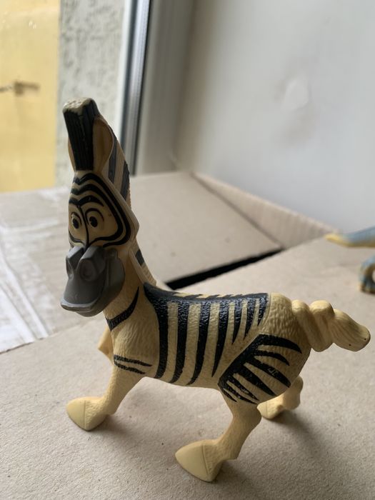 Игрушки-фигурки персонажи