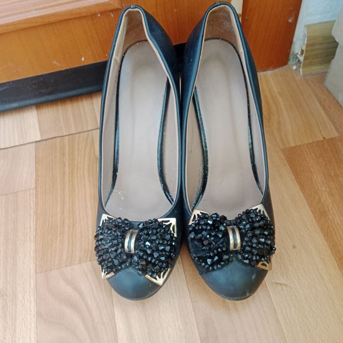 Туфлі жіночі туфлі