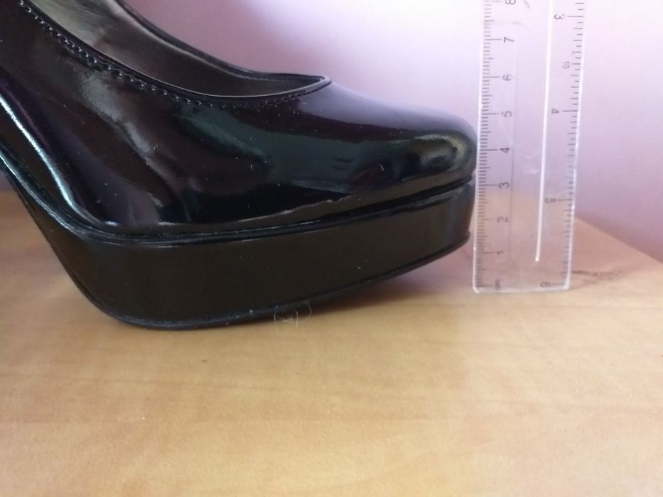 Buty Czółenka Czarne szpilki Skóra lakierowana Goth/Rock