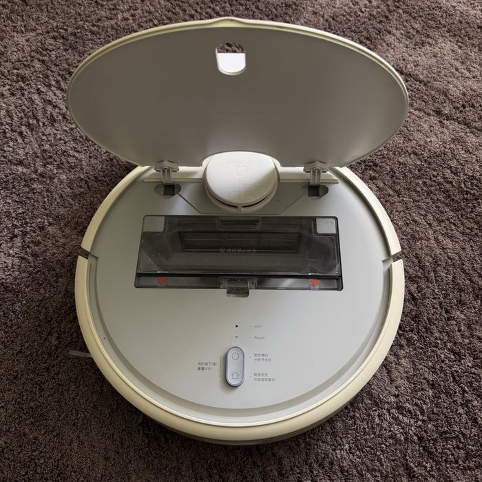 Робот-Пылесос Xiaomi Mijia Mi Robot Vacuum Cleaner SDJQR02RR