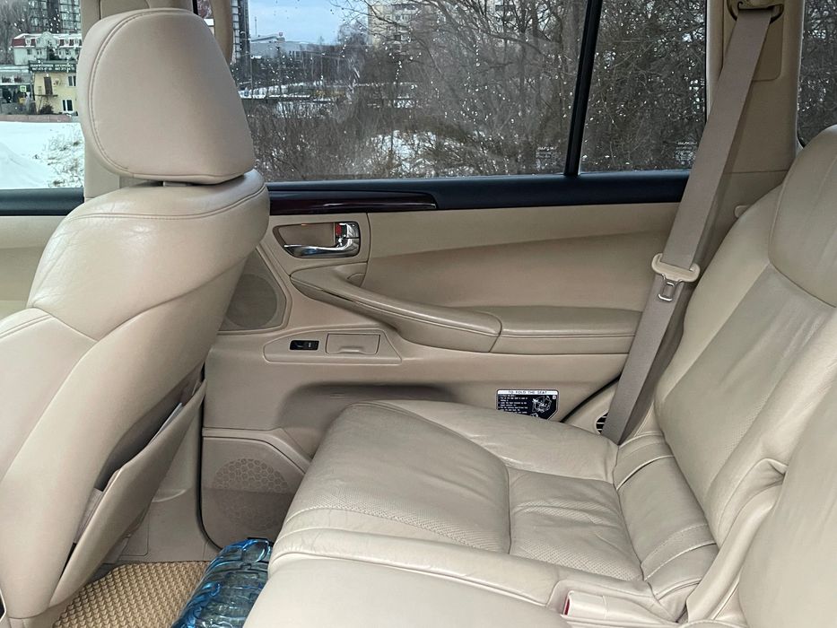 Lexus LX 570 гарний стан також цікавить ОБМІН