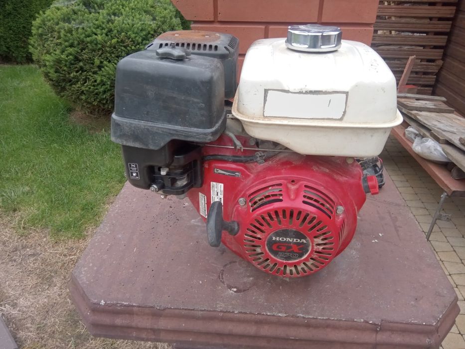 Silnik Honda gx270