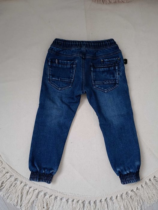 Джинси утеплені, хлопчику 4 рочки