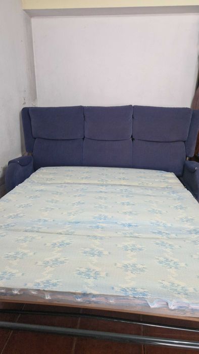 Sofá-cama 3 lugares