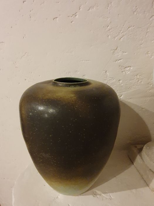 Wysoki WAZON ceramika design loft kolor z przecierką czarno szary