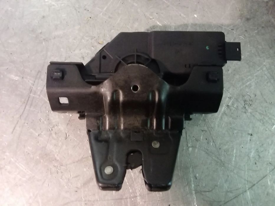 FECHO DA MALA BMW E46 E87 8196401