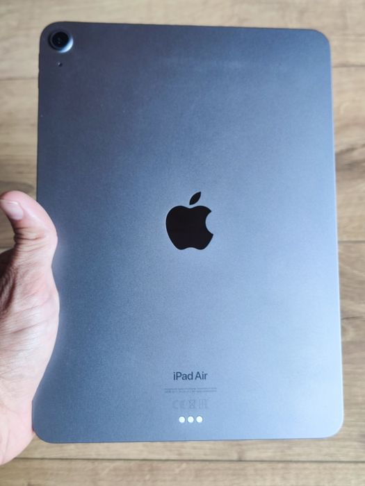 iPad Air 5 - procesor M1 - Stan Bardzo Dobry - Rachunek ze sklepu w komplecie