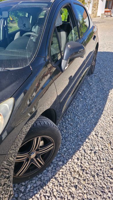 Peugeot 207 1.4 Gasolina | 1 Dono | Câmara Traseira | Económico