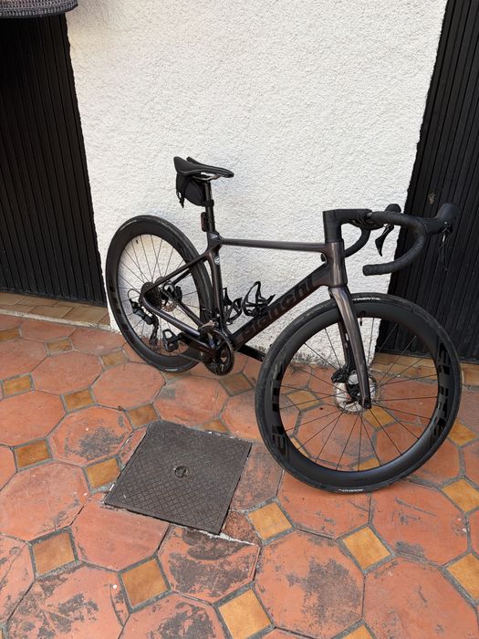 Bianchi infinito