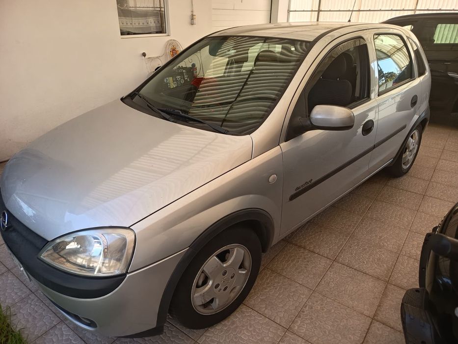 Opel Corsa C (2002) – Económico e Fiável