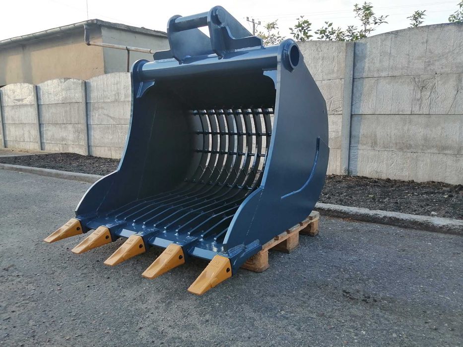 NOWA Łyżka Ażurowa  1200mm 12500zł Netto