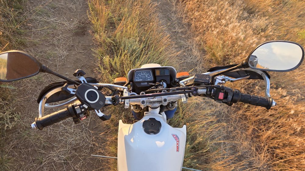 Yamaha XT225 serow