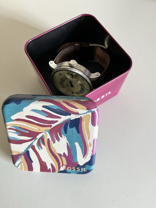 Reloigo Fossil na caixa sem marcas de uso