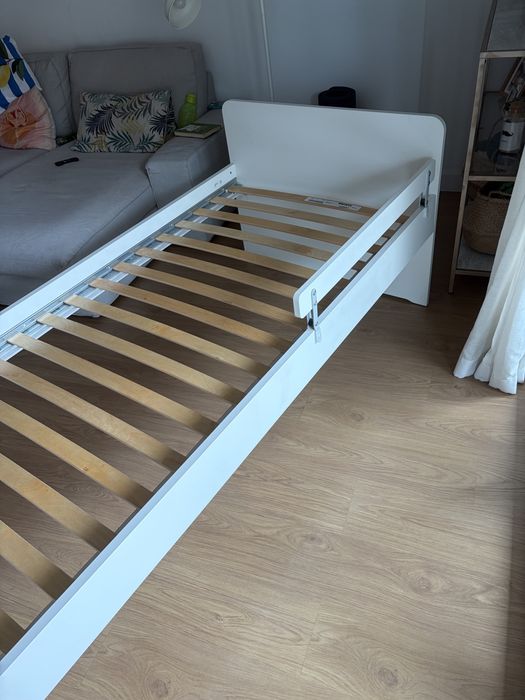 Cama IKEA SLÄKT branca