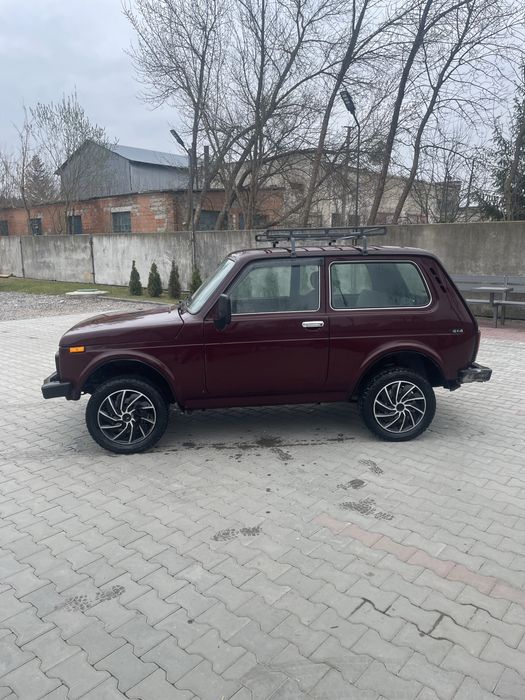 Ваз 21214 Нива Тайга 2008 рік 1.7 інжектор ГУР!