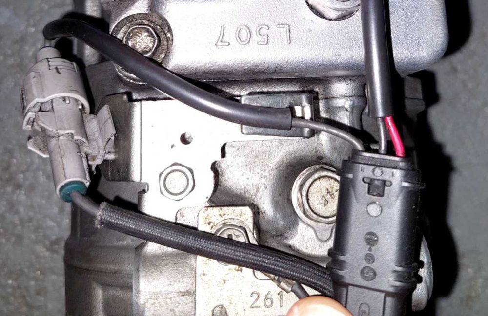 Compressor AC BMW E60 E61 7SBU17C DENSO Serie 5 6 cilindros diesel M57