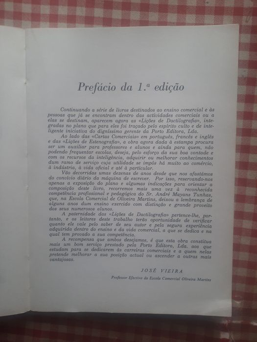 Dactilografia exercícios e lições práticas de Dactilografia