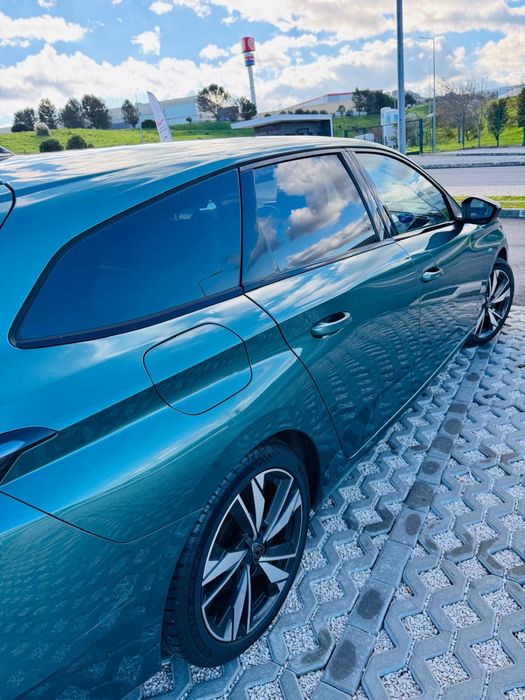 Peugeot 308 Plug-in Hybrid Allure Pack 11/2022