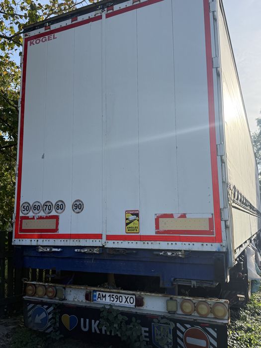 DAF 105 та причіп
