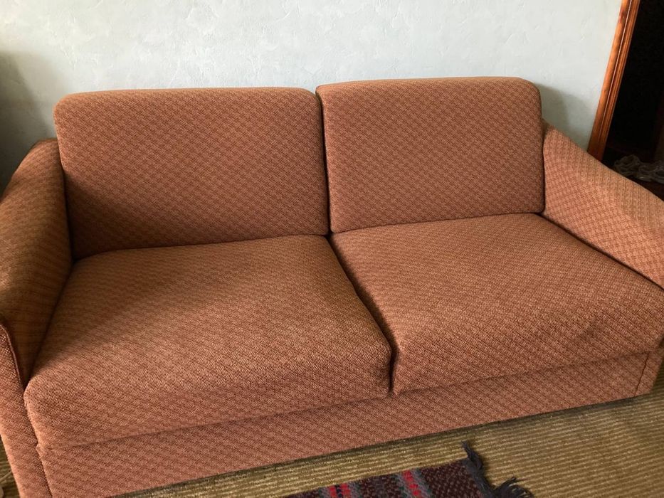 Диван розкладний , розмір 160х80