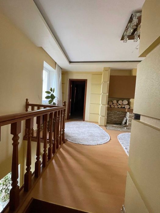 Продаётся шикарный 2х этажный дом в Центральном районе города!