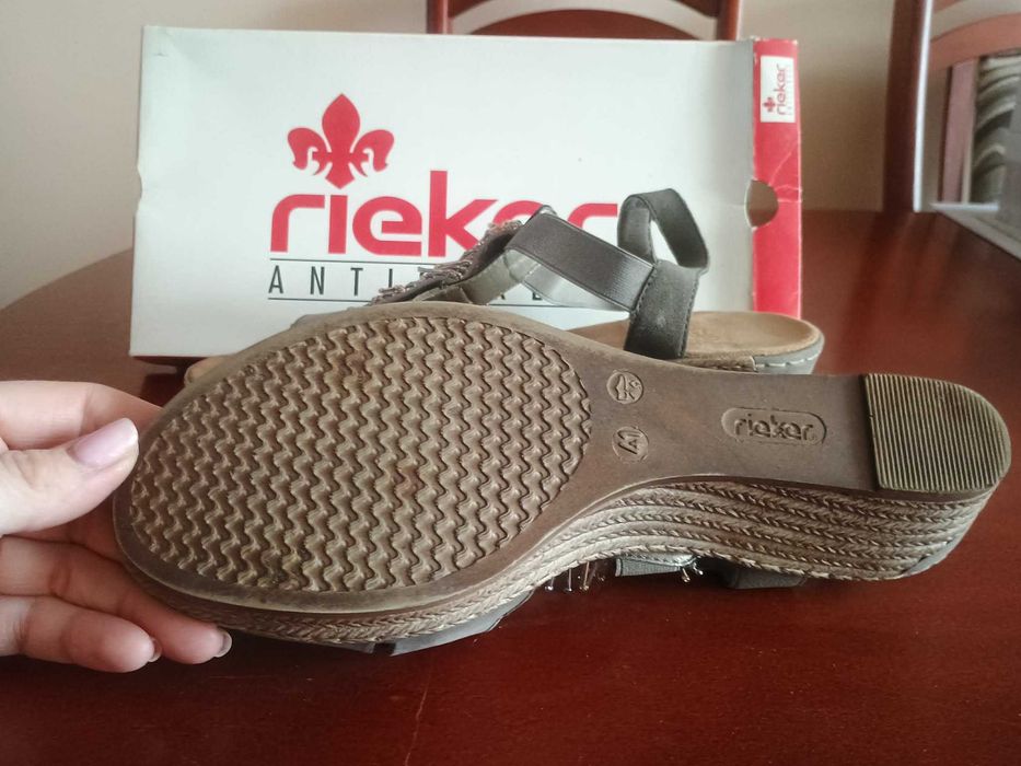 Sandały damskie Rieker rozmiar 41 szare 26,5 cm