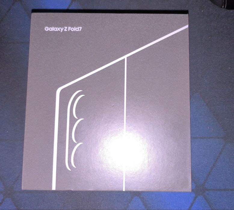 Samsung Zold 7 - 256 GB / 12GB RAM - NOVO SELADO + 3 ANOS GARANTIA