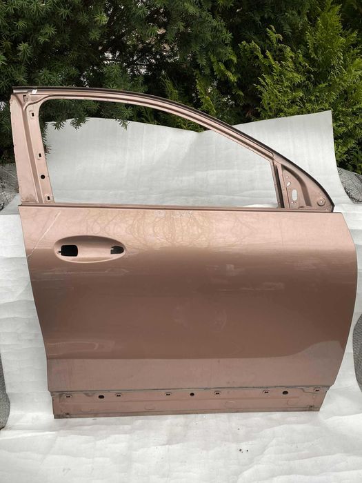 Mercedes GLA W247 Drzwi Przód Przednie Prawe