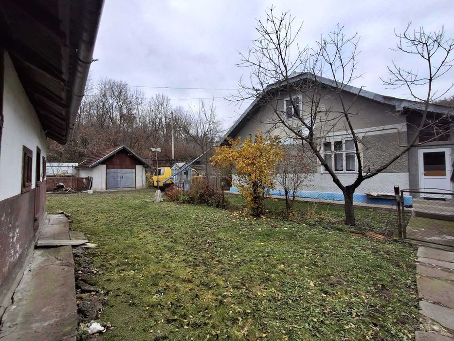 Продаж будинку 89м2, діл 20 сот, газ,світло,річка,гори,гараж,Гарасимів