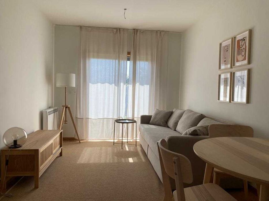 T1 Junto ao Hospital de São João