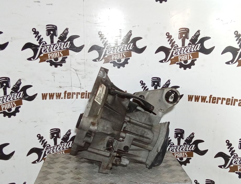 Caixa De Velocidades Rover 25 1.4I Ref: 3U3R-7002-Aa