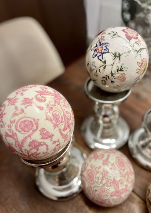 Dekoracyjne kule ceramiczne, wyjątkowa dekoracja