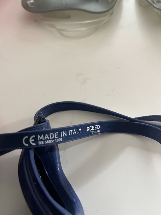 Zestaw treningowy pływanie okulary, łapki, ósemka.