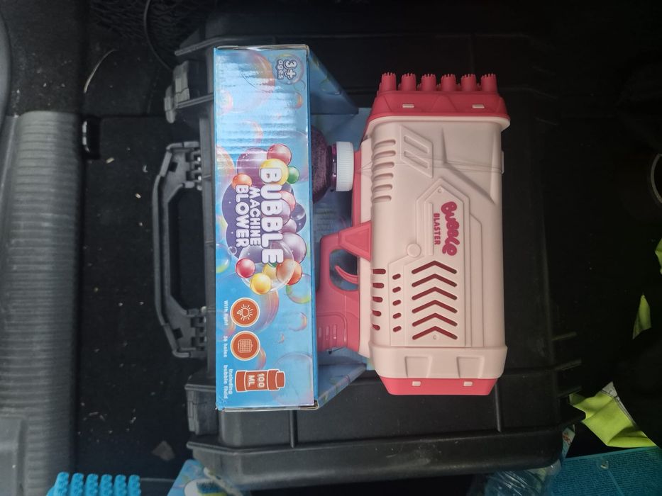 Brinquedo Pistola de sabão com LED + recarga