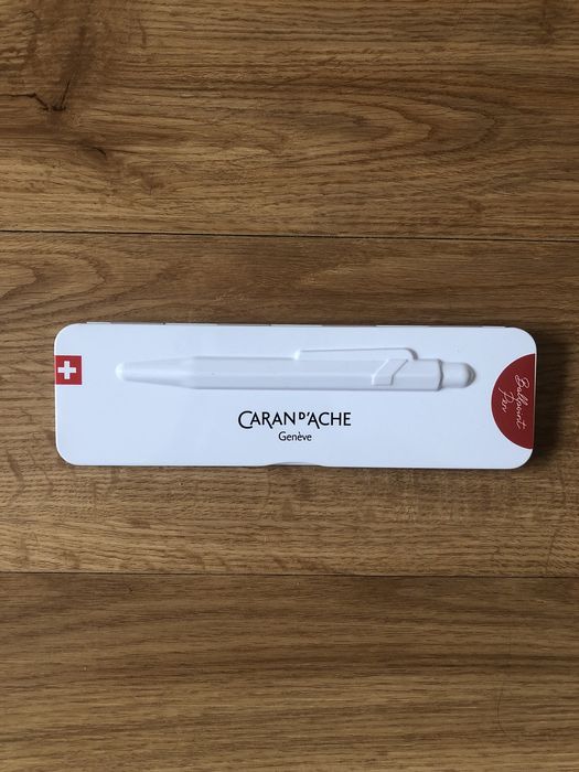 Caneta Carand’ache