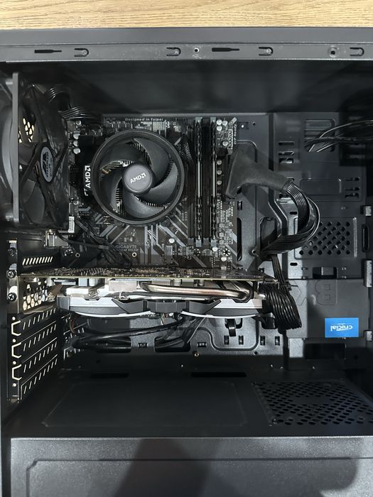 Komputer stacjonarny