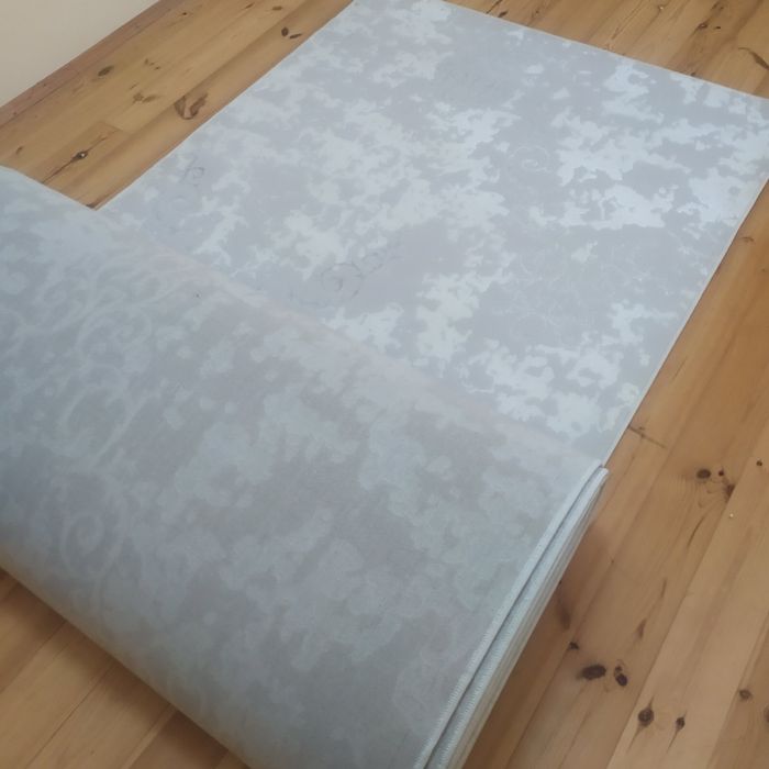 Килим білий (1.45*18,10)