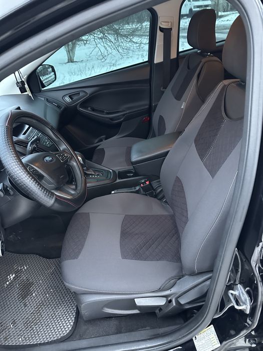 Форд фокус 2016 рік автомат 98 тис пробіг