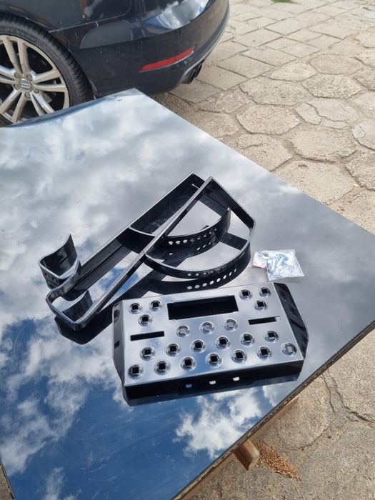 Stopnie kominowe na dach 5 sztuk , NOWE firmy  Parotec