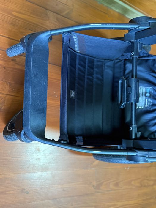 Продам дитячу коляску Carello Ultra