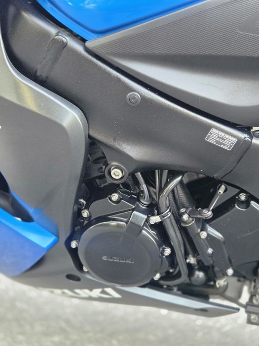 Мотоцикл SUZUKI  GSX-S1000F з Японії