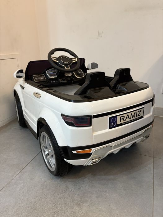 samochód na akumulator auto elektryczne dla dzieci Rapid Racer biały