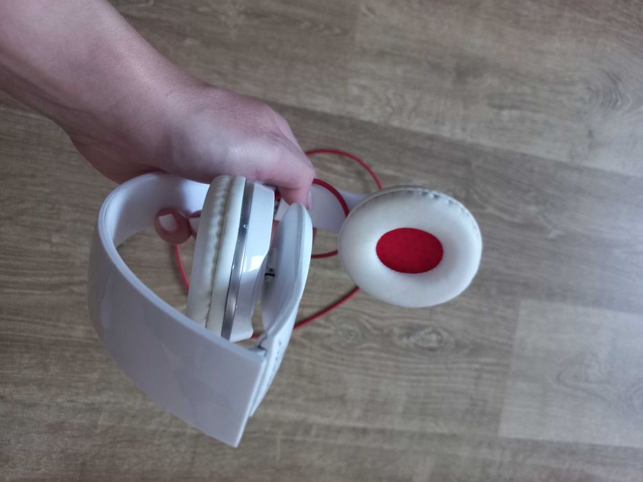 Słuchawki nauszne przewodowe