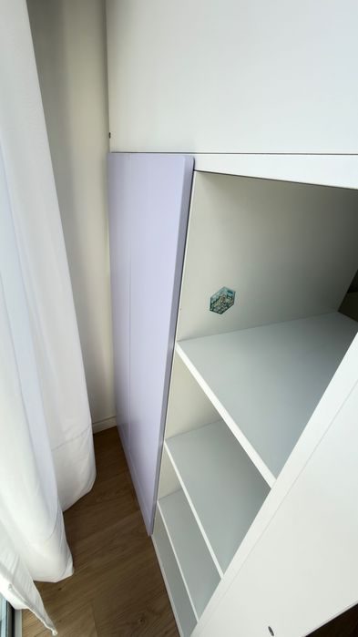Cama infantil com secretaria