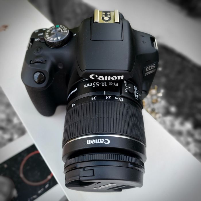 Câmara Fotográfica Cannon 2000D64729518351873121