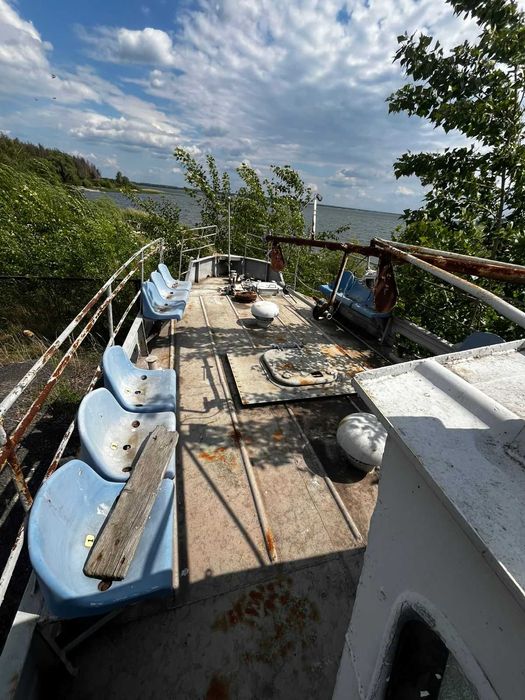 Продам теплохід Костроміч