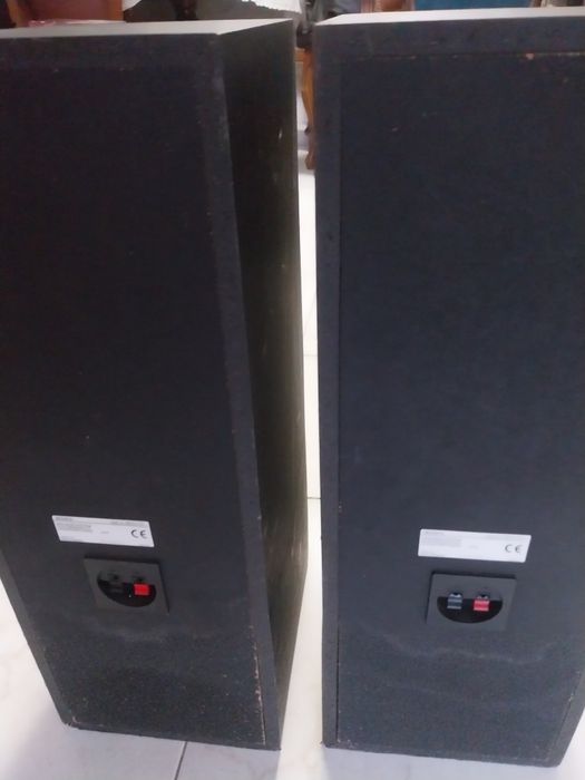 colunas duas e tres vias varias  100w /  pioneer / akai /sony/ technic