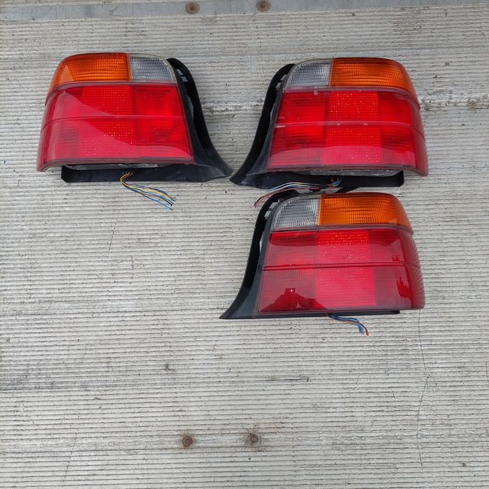 Стопи фанарі задні BMW E36.
