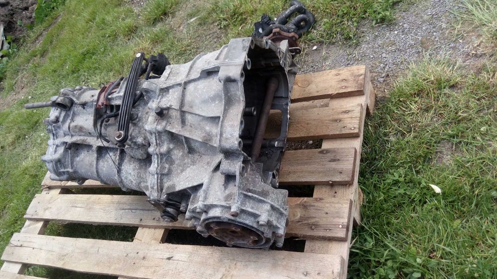 Audi A4 S4 B8 8K 2.0 TDI Manualna skrzynia 6 biegów 0B1301103 gwarancj