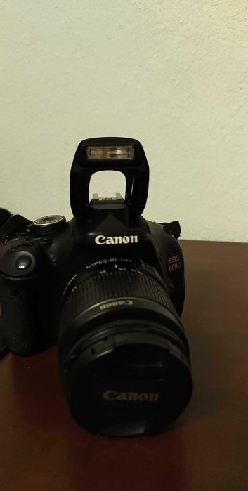 Canon EOS 600D - Máquina fotográfica
